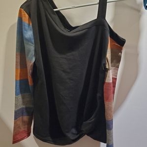 Assymetrical neck color-block twist hem tee SHEIN